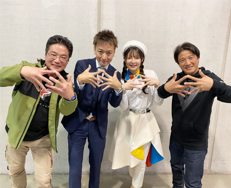 GSX-S1000GXトークショー出演者左より谷田貝洋暁、北岡博樹、西口奈美、鈴木大五郎