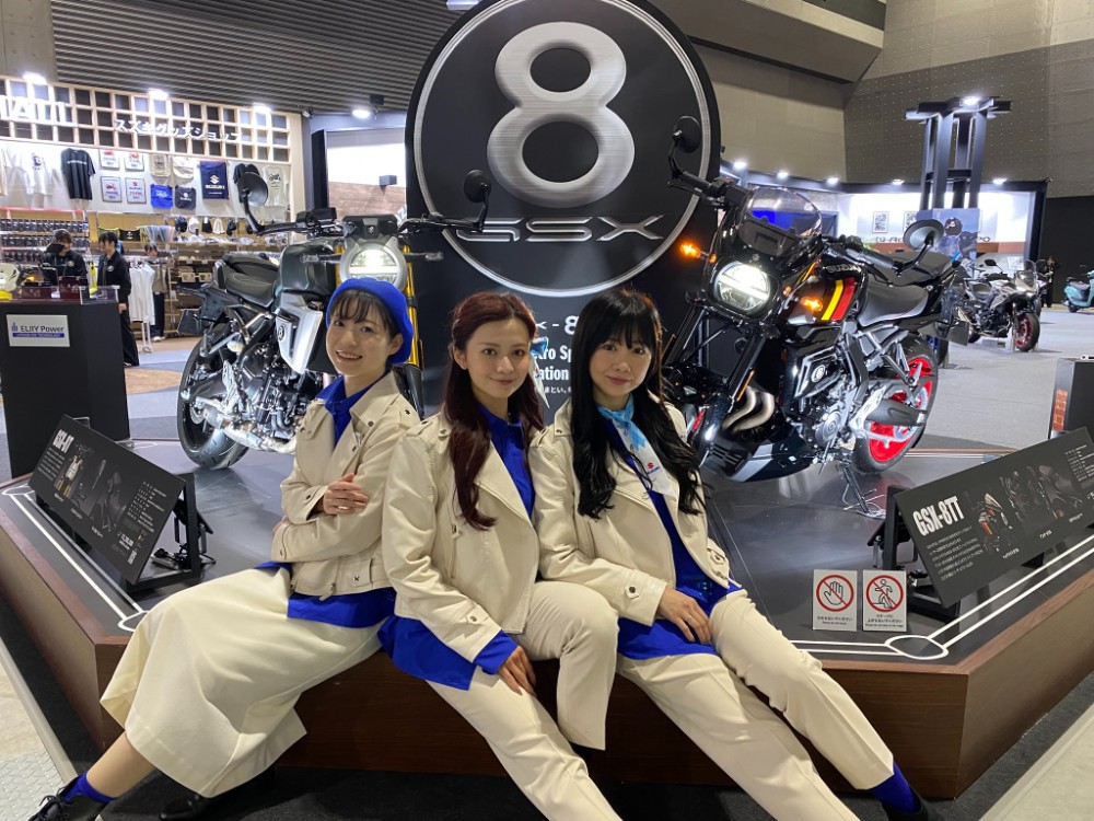 名古屋インフォメーションスタッフ(左よりMC逢坂真希、神崎りな、奥西はつみ)